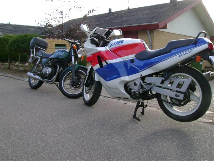 Honda cbr 600 f - Ny og gammel. billede 19