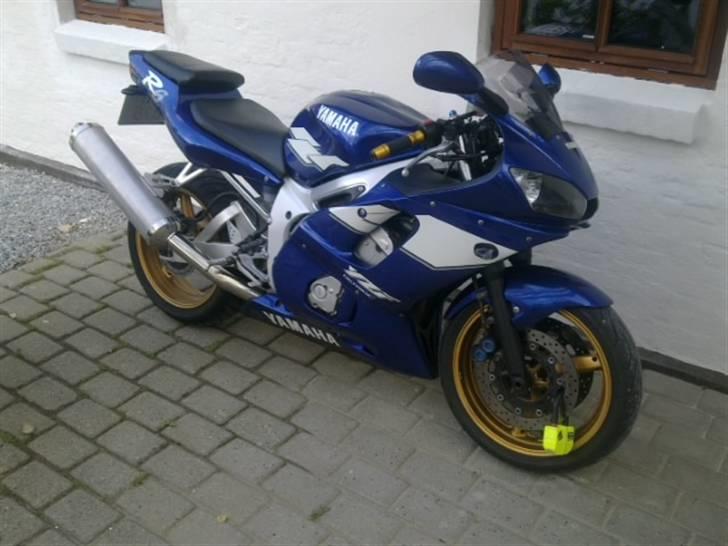 Yamaha YZF R6 billede 1
