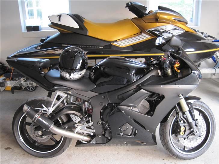 Yamaha YZF R6 (solgt) billede 2