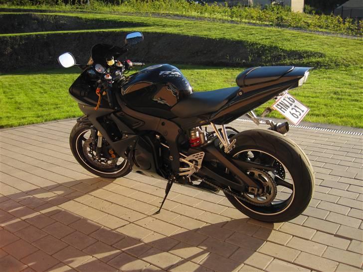 Yamaha YZF R6 (solgt) billede 8