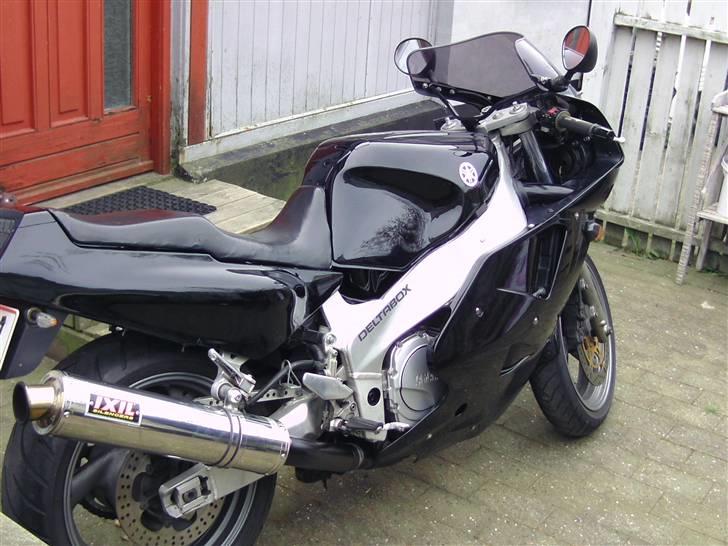 Yamaha fzr 1000 genesis - mmmm en sort fzr  billede 9