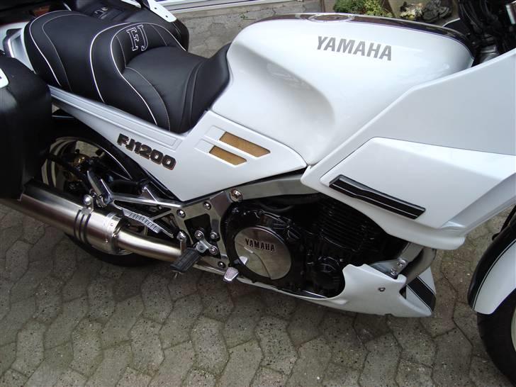 Yamaha Fj 1200 - lige et glimt af motoren med poleret side billede 4