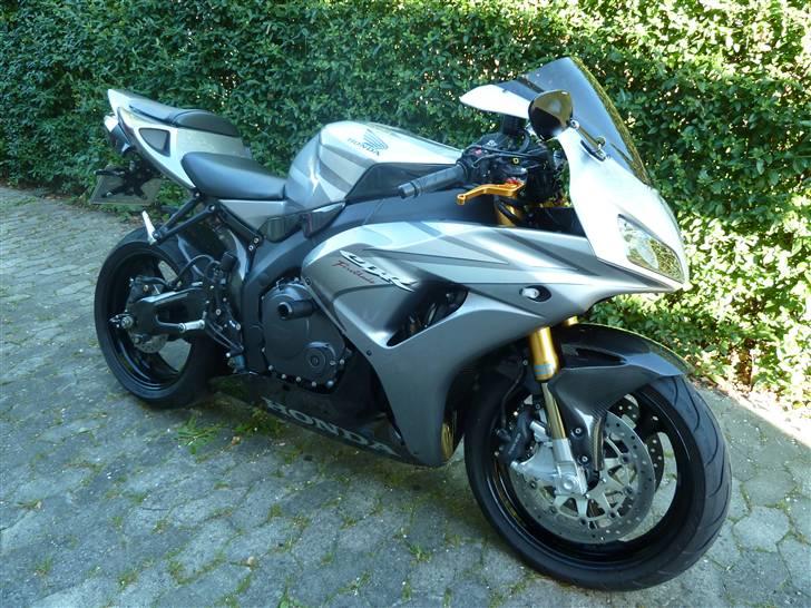 Honda CBR 1000 RR *Solgt* billede 6