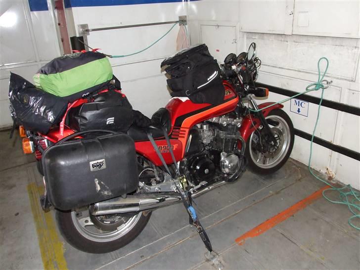 Honda CB900f Bol d'Or - fully packed! billede 12