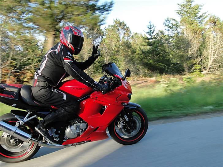 Hyosung GT650R billede 9