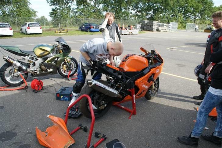 Suzuki Gsxr 600 billede 3