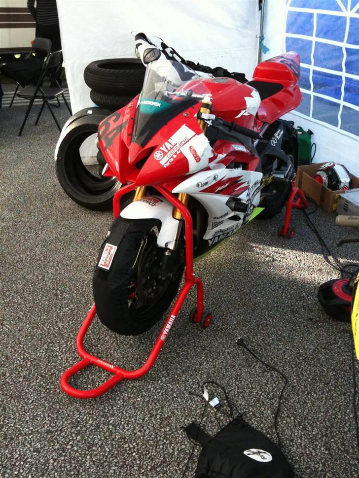 Yamaha R6 #64 billede 19