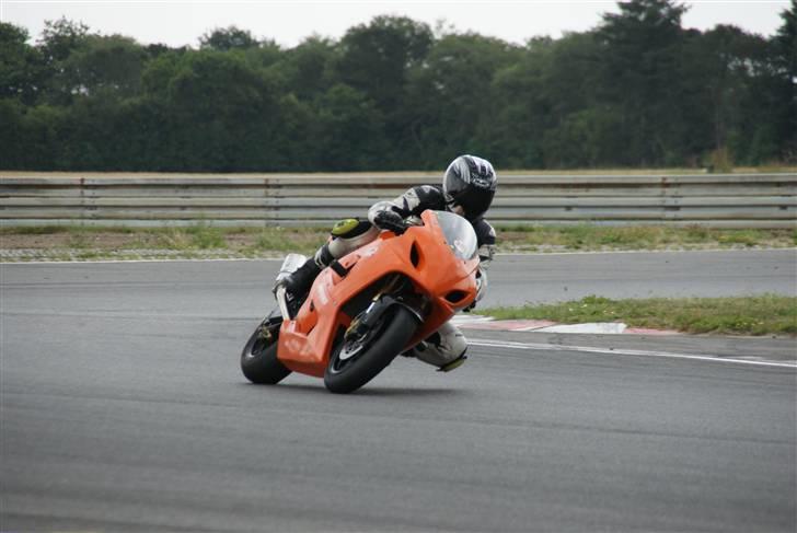 Suzuki Gsxr 600 billede 10