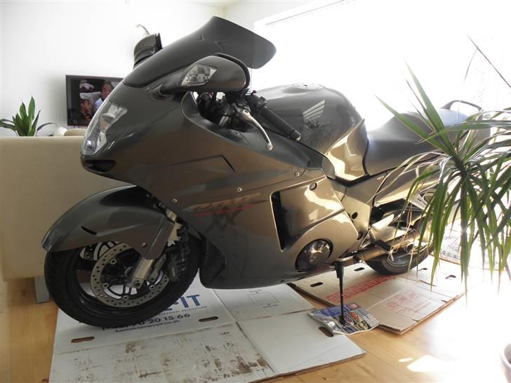 Honda Cbr1100xx Blackbird (solgt) - Sådan skal det være når jeg er på ferie :-D billede 9