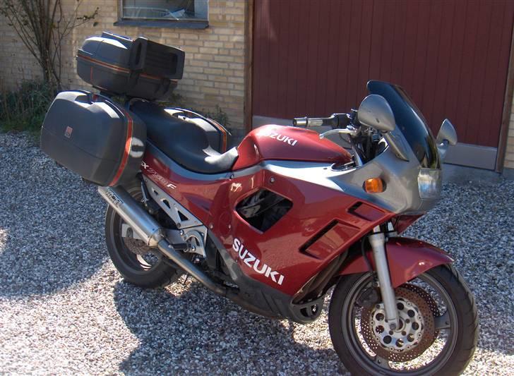 Suzuki gsx 750 f billede 9