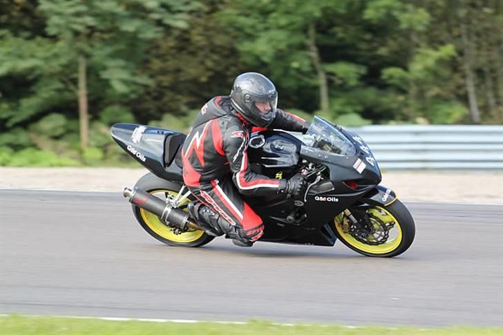 Suzuki gsx-r 600 billede 2