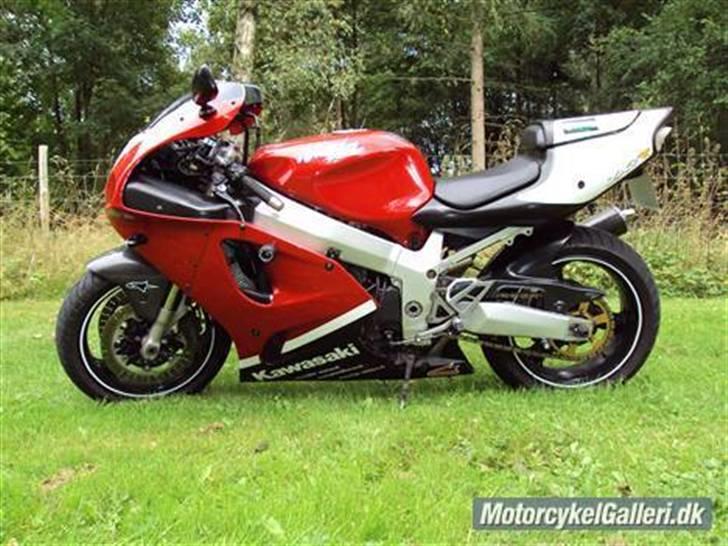 Kawasaki ZX-7R Solgt billede 9