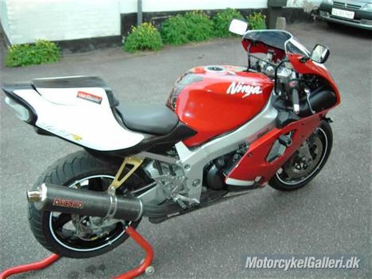 Kawasaki ZX-7R Solgt billede 10