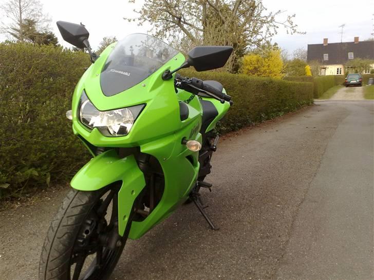 Kawasaki Ninja 250R billede 4