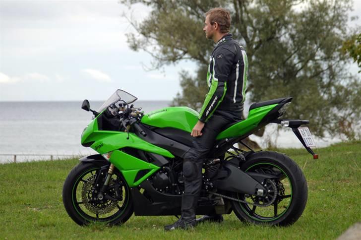 Kawasaki ZX6R billede 6