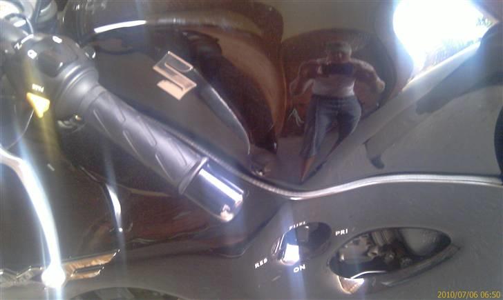 Suzuki Gsx750f --SOLGT-- - Kedelig morgen at komme ned og se nogen har væltet ens MC :( billede 7
