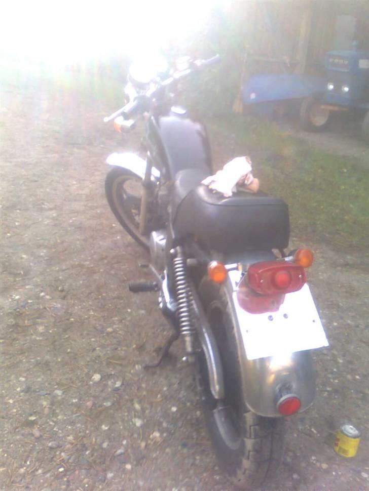 Suzuki gn 400 solgt billede 10