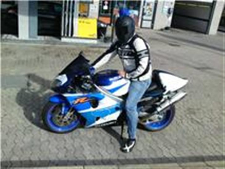 Suzuki TL1000R billede 3