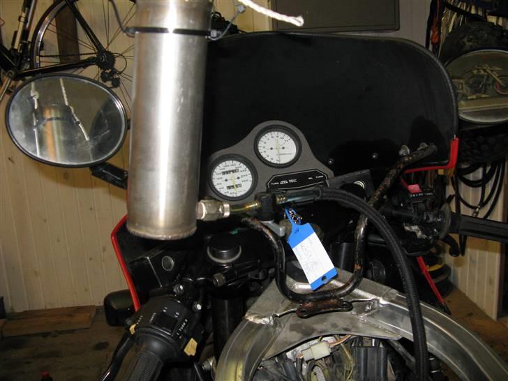 Suzuki gsxr 750 solgt - min hjemmelavede rustfaste "prøvetank" billede 4