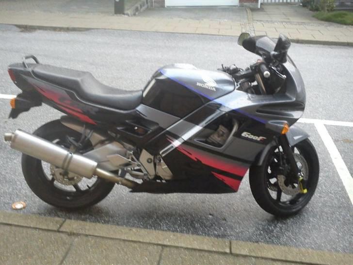 Honda cbr 600 f2 *SOLGT* billede 2