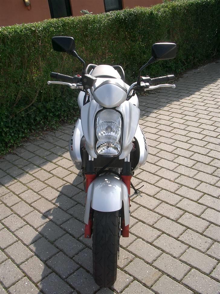 Kawasaki ER-6N - Lille fræk front! billede 8