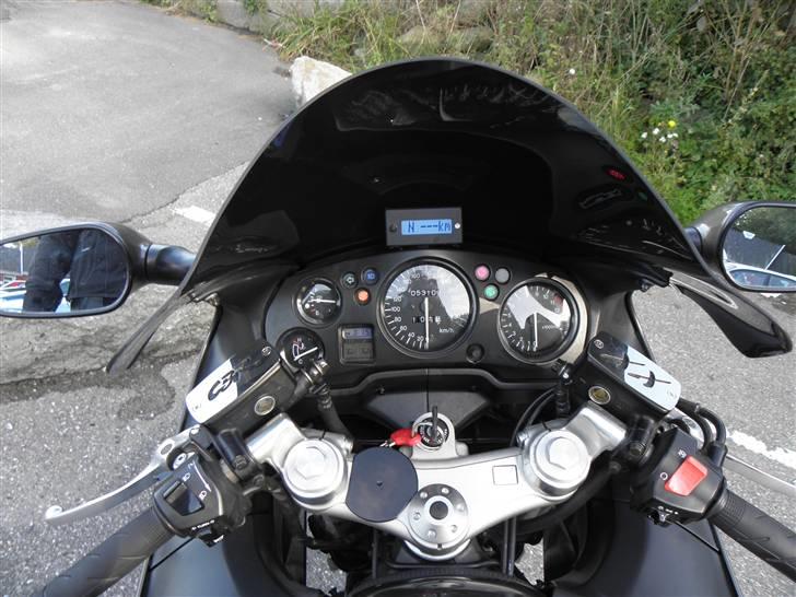 Honda Cbr1100xx Blackbird (solgt) - BB gearindikator... og DB kåbeglas billede 10