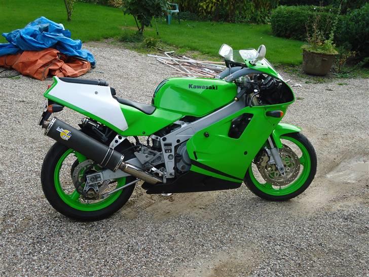 Kawasaki Zxr 400 *Solgt* billede 2