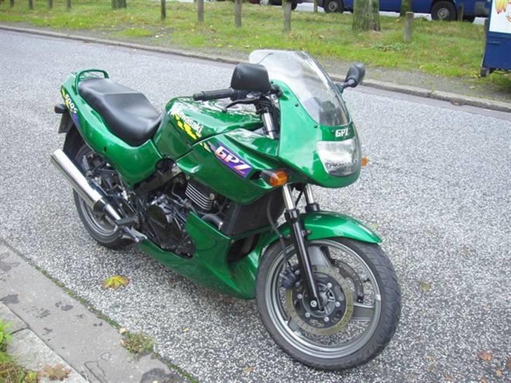 Kawasaki GPZ 500S ( solgt ) billede 2