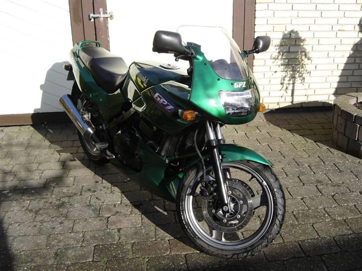 Kawasaki GPZ 500S ( solgt ) billede 5