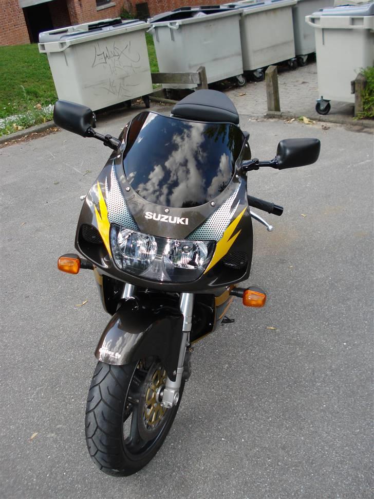 Suzuki GSX-R750 billede 6