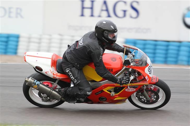 Yamaha FZR 400 (*SOLGT) billede 4