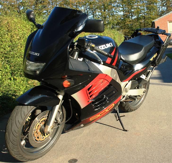 Suzuki RF 900 R Solgt - Biken efter 10.000 KM. 36000 i alt. billede 3