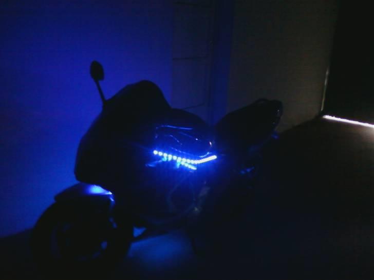 Suzuki GSX 650F - Sådan ser den ud med dioderne.. billede 14