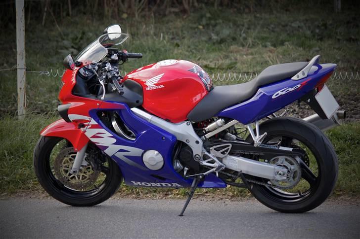 Honda CBR 600 F4 billede 8