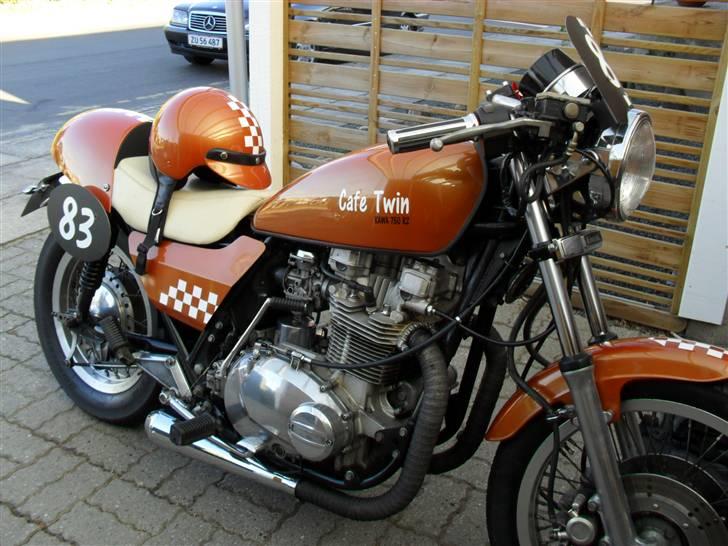 Kawasaki Z 750 B Twin SOLGT billede 1