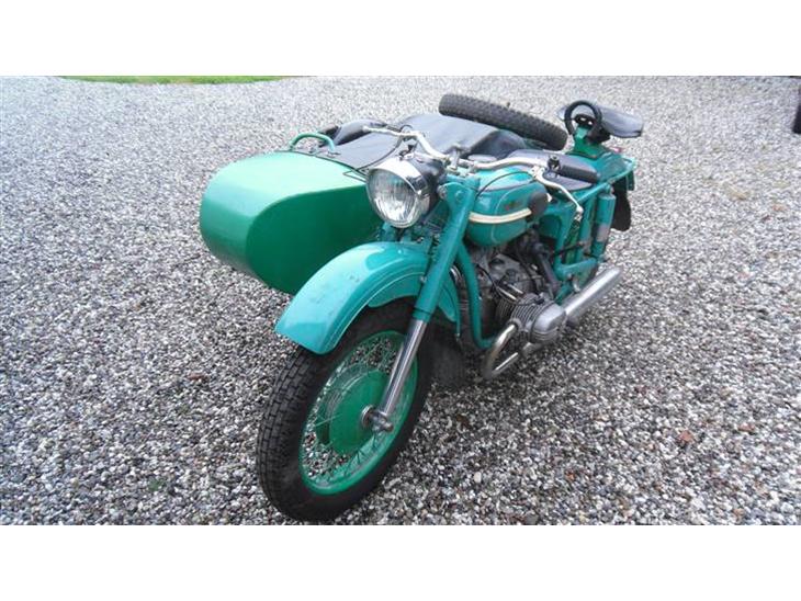 Ural 650 ccm billede 1