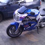 Suzuki gsx-r