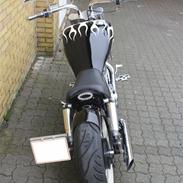 Suzuki Intruder VS 750 (SOLGT)