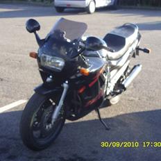 Suzuki GSX 750 F -=R.I.P=-  =|=