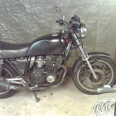 Yamaha xj550 