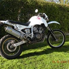 Honda XRV Africa Twin Special