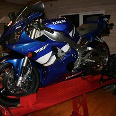 Yamaha YZF-R1 (Solgt)