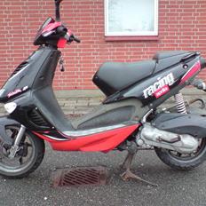 Aprilia SR 125 | SOLGT