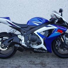 Suzuki GSXR 750 K7 - SOLGT
