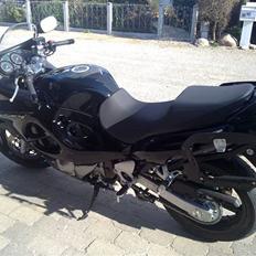 Suzuki GSXF 750 (SOLGT)