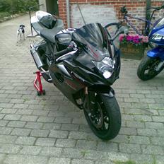 Suzuki GSXR 1000 K6