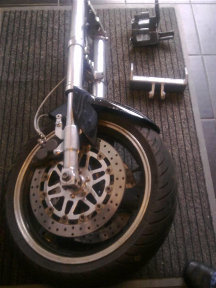 Kawasaki z 750 gp 1983  (SOLGT) billede 3