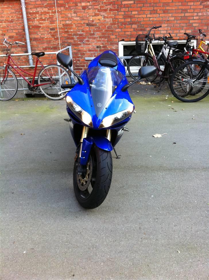 Yamaha YZF R1 billede 6