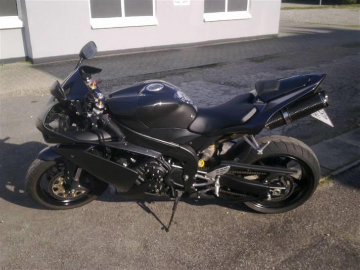 Yamaha YZF R1*Solgt* billede 2