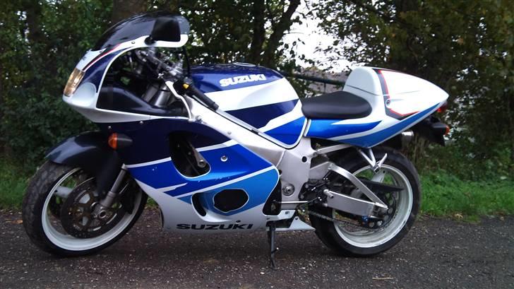 Suzuki Gsxr 750 billede 6
